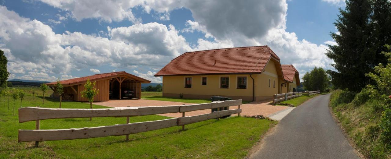 Apartmany V Posumavi Stachy Exterior foto